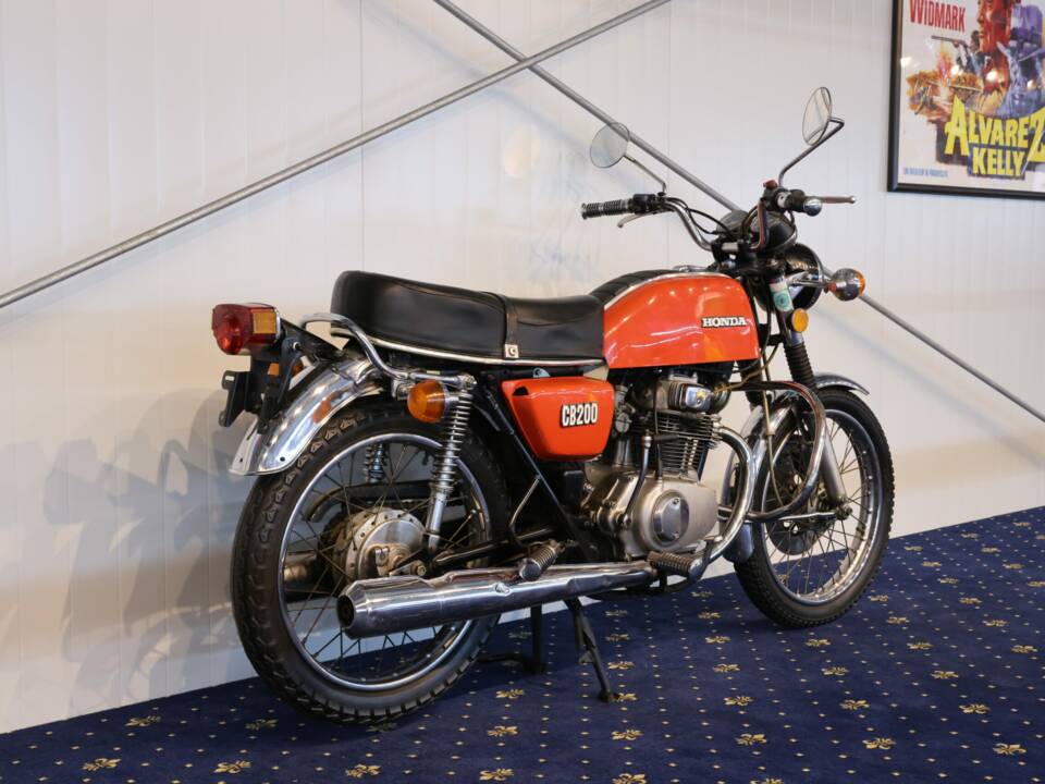 Image 3/26 of Honda CB 200 (1976)