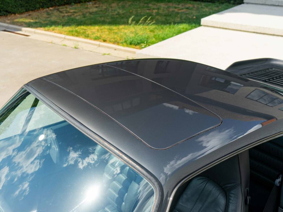 Imagen 27/33 de Porsche 911 Turbo 3.3 (1989)