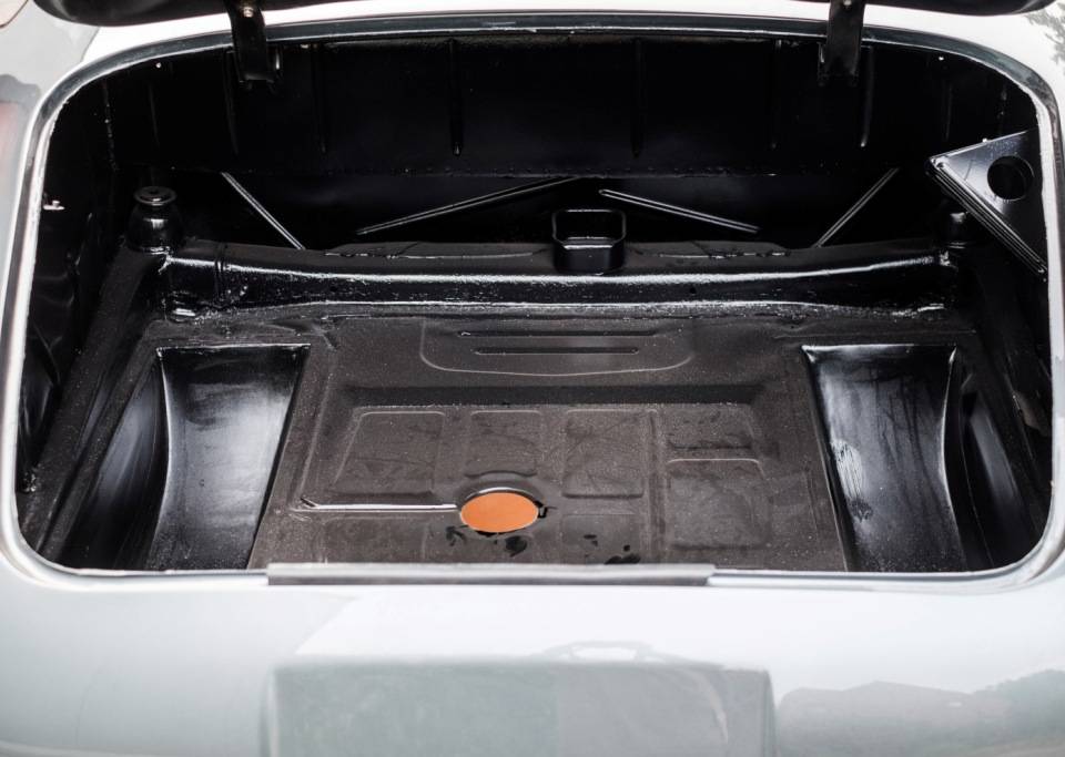 Image 28/66 de Mercedes-Benz 190 SL (1962)