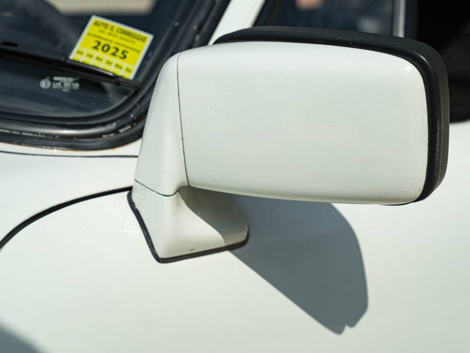 Image 12/50 de Porsche 911 SC 3.0 (1979)
