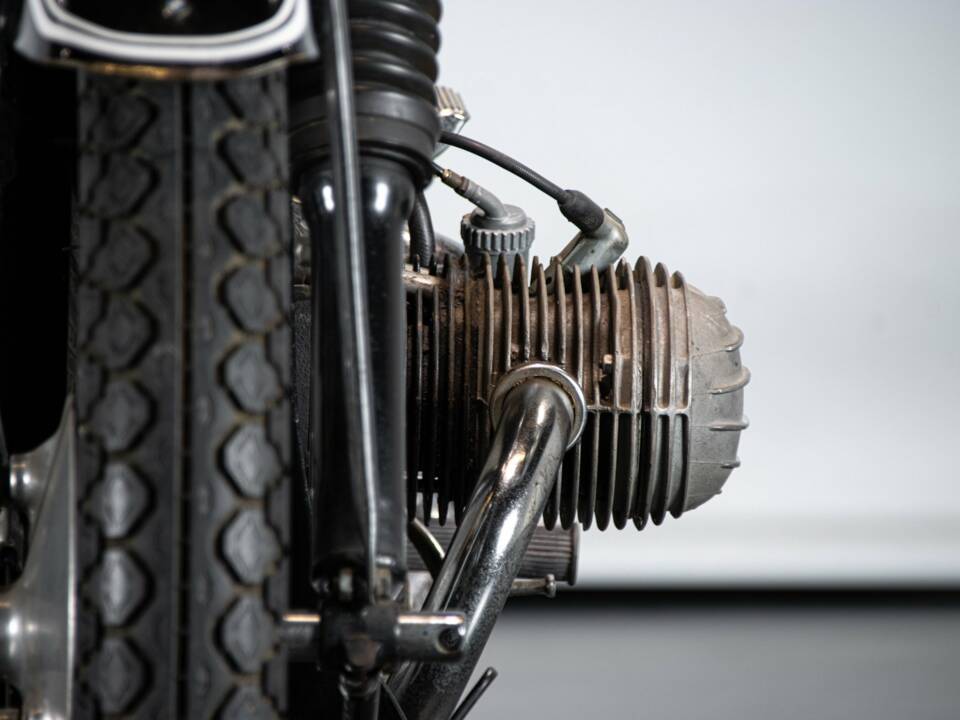 Image 47/50 de BMW R 51 (1954)