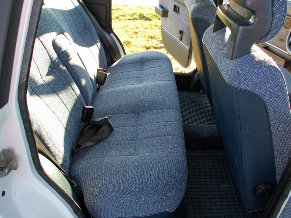 Afbeelding 24/45 van Volvo 245 GL (1991)