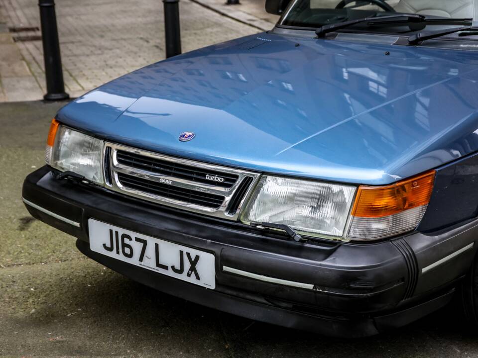 Image 25/34 of Saab 900 Turbo S 16V (1992)