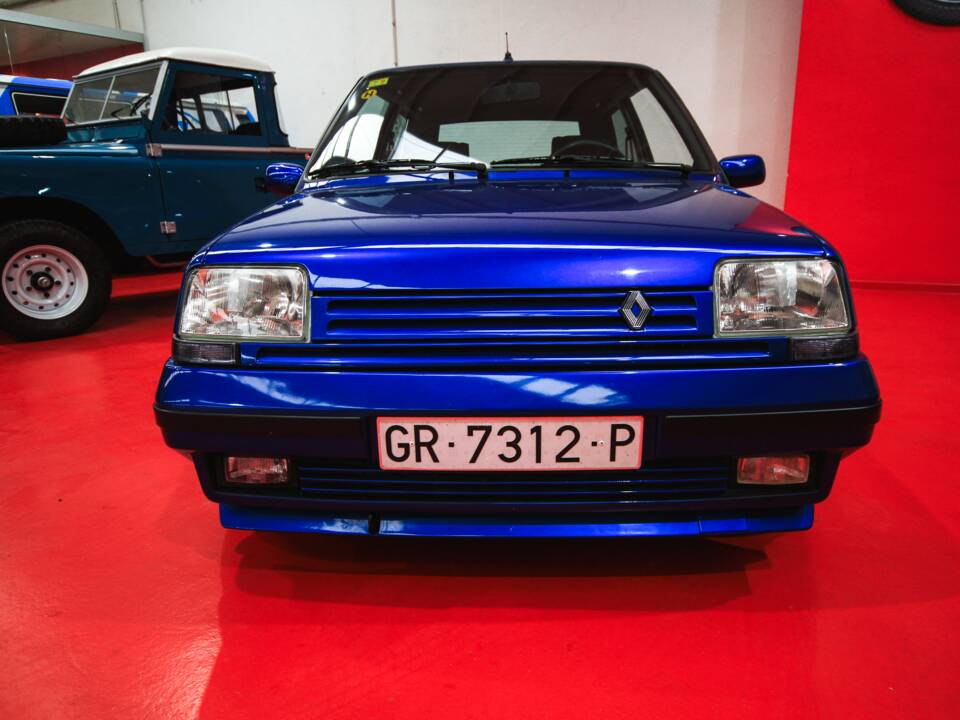 Bild 2/16 von Renault R 5 GT Turbo (1988)
