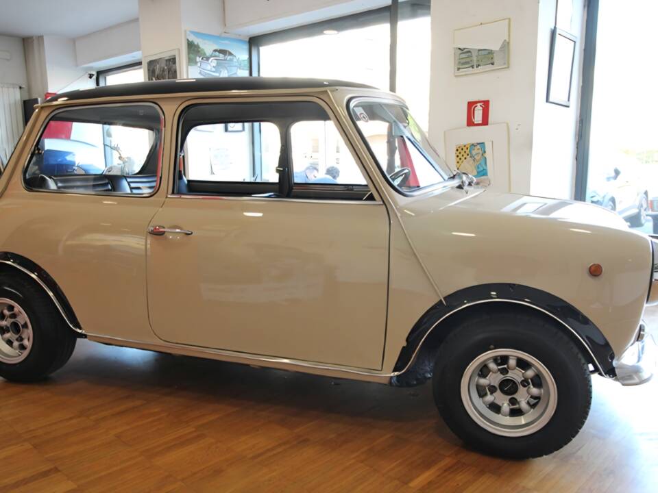 Image 4/51 de Innocenti Mini Cooper (1970)