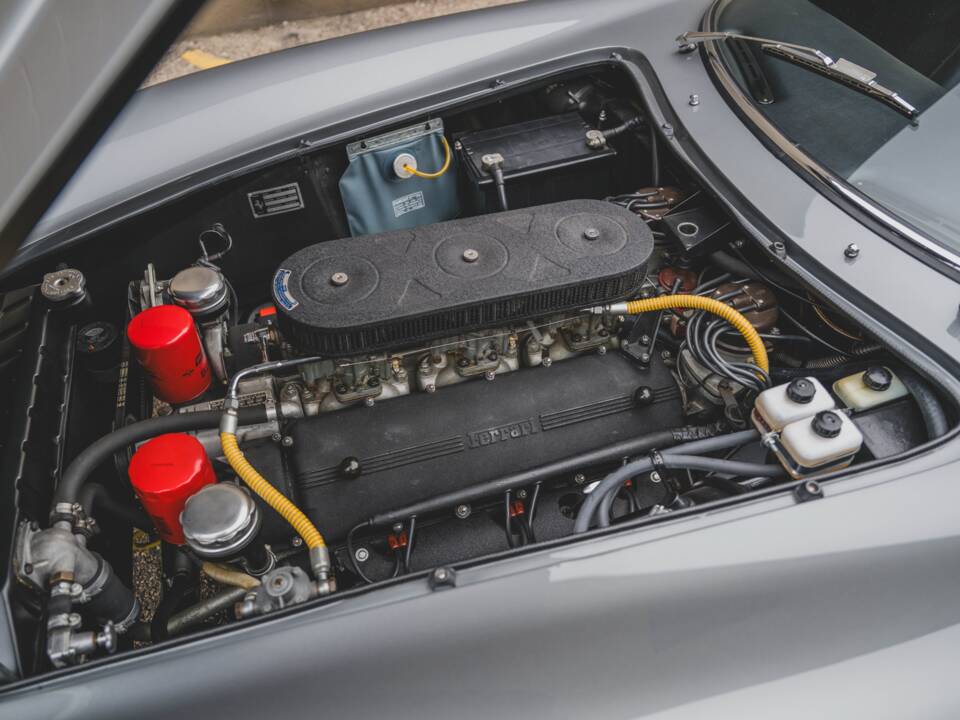Image 51/79 of Ferrari 275 GTB/4 (1968)