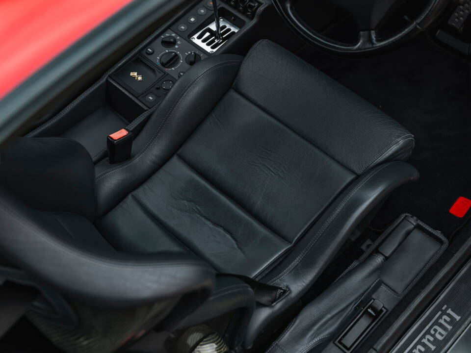 Image 18/35 of Ferrari F 355 GTS (1996)