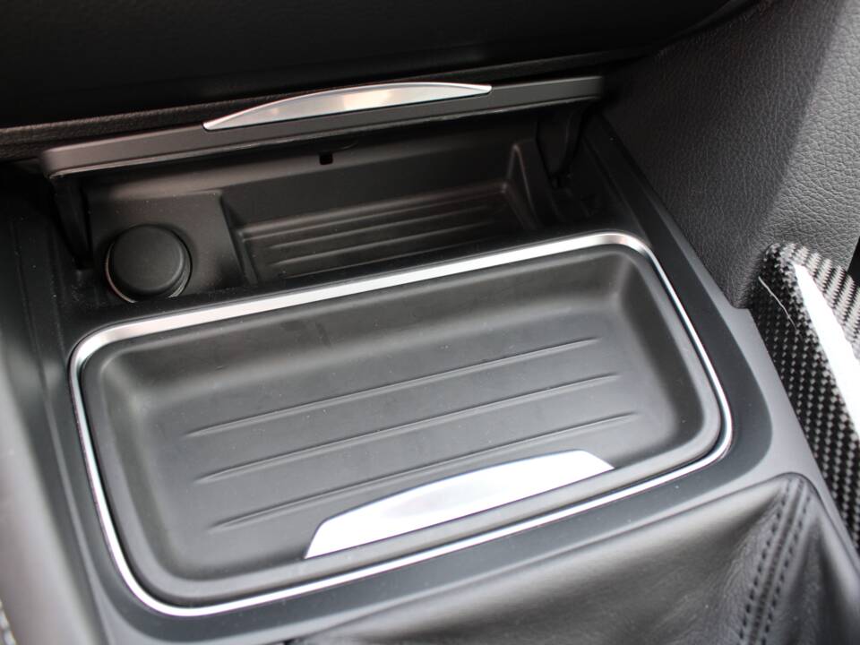 Image 50/98 of BMW M4 (2014)