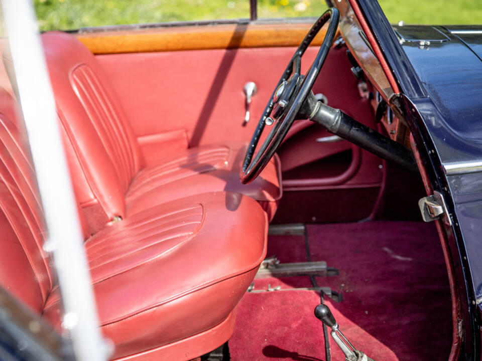 Afbeelding 23/45 van Bentley Mark VI Vanden Plas DHC (1947)