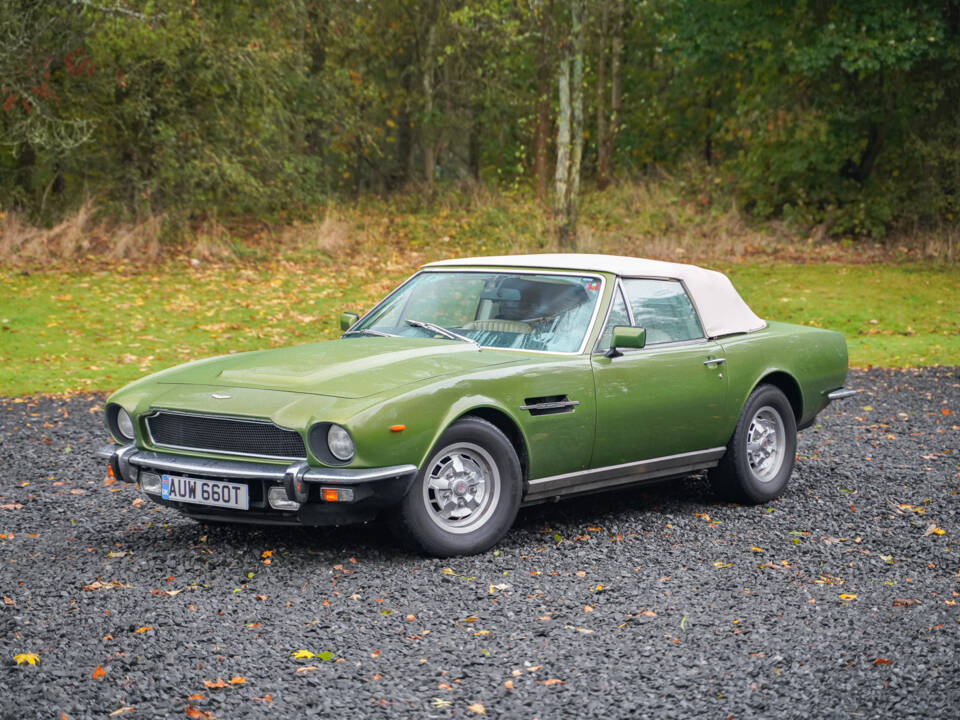 Afbeelding 45/50 van Aston Martin V8 Volante (1979)