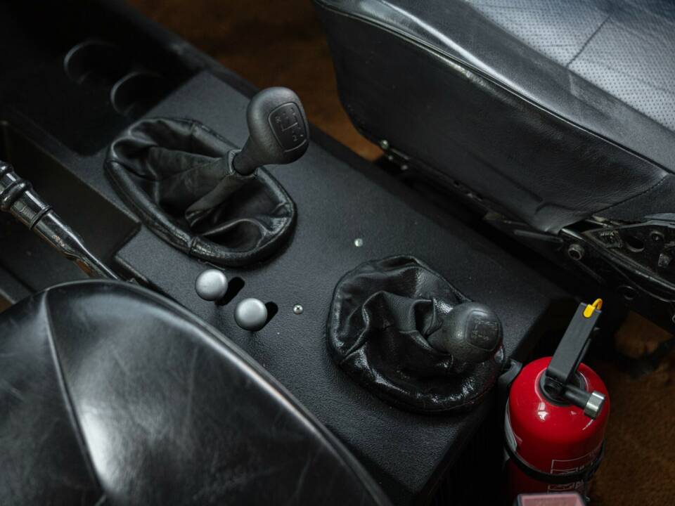 Image 44/50 de Mercedes-Benz 280 GE (SWB) (1981)