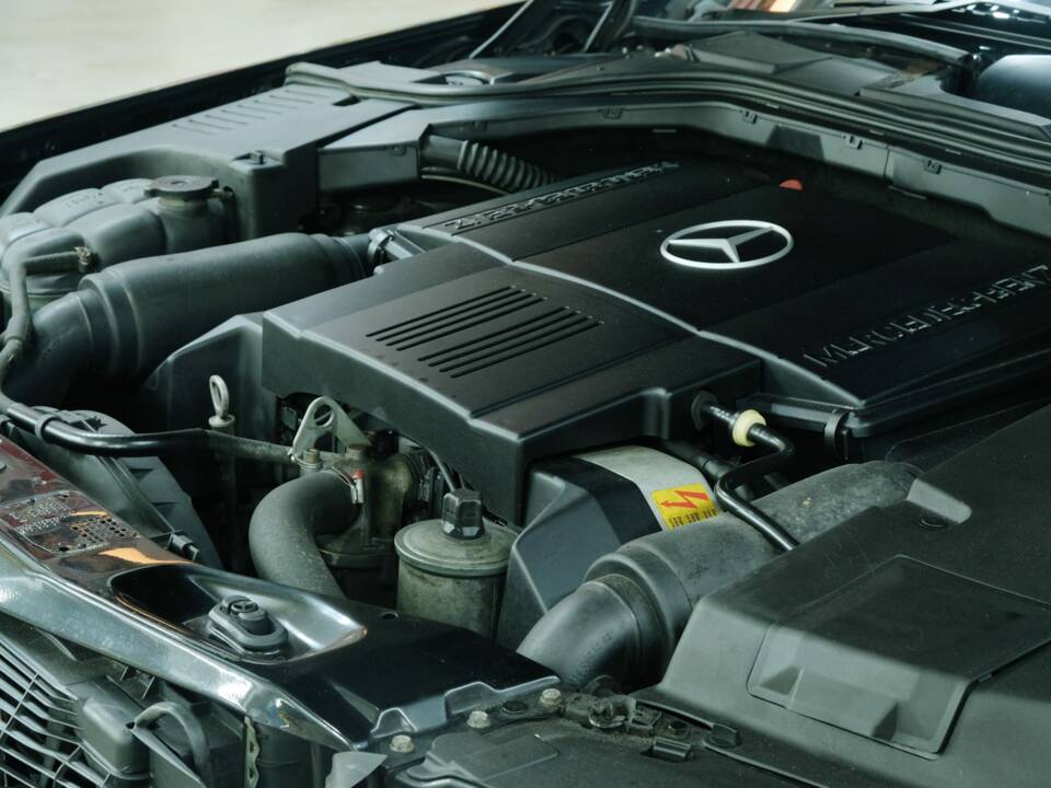 Bild 24/50 von Mercedes-Benz 500 SEL (1992)