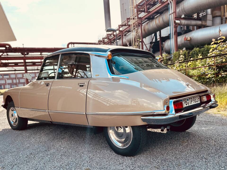 Immagine 32/54 di Citroën DS 21 Pallas (1972)