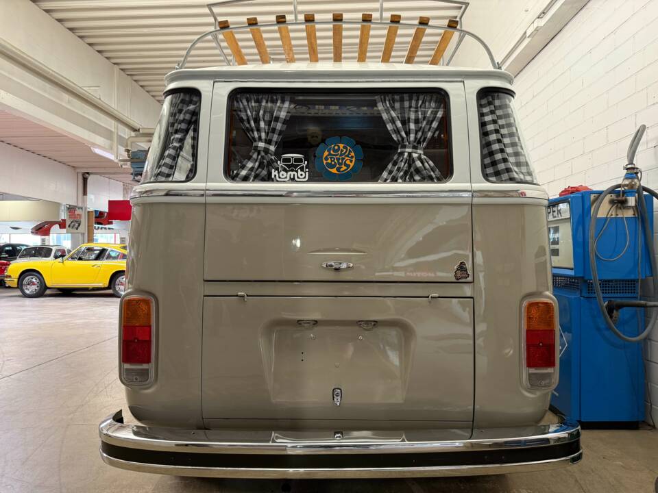 Image 12/17 of Volkswagen T2c Combi (1991)