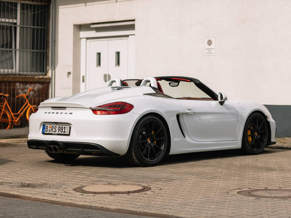 Image 5/70 of Porsche Boxster Spyder (2015)