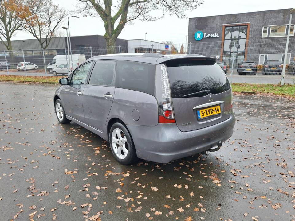 Imagen 6/16 de Mitsubishi Grandis 2.0 DI-D (2010)