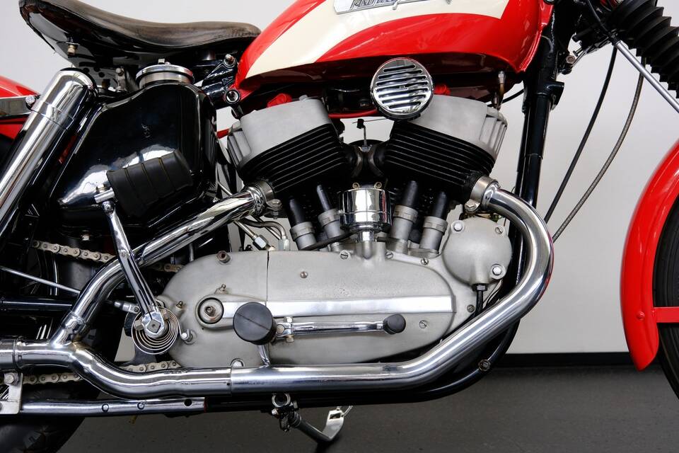 Immagine 5/72 di Harley-Davidson Model KH (1956)