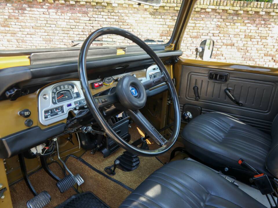 Image 34/50 de Toyota Land Cruiser BJ 40 (1979)