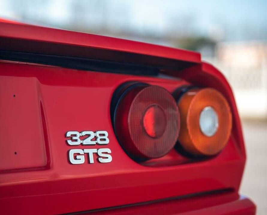 Bild 30/100 von Ferrari 328 GTS (1986)