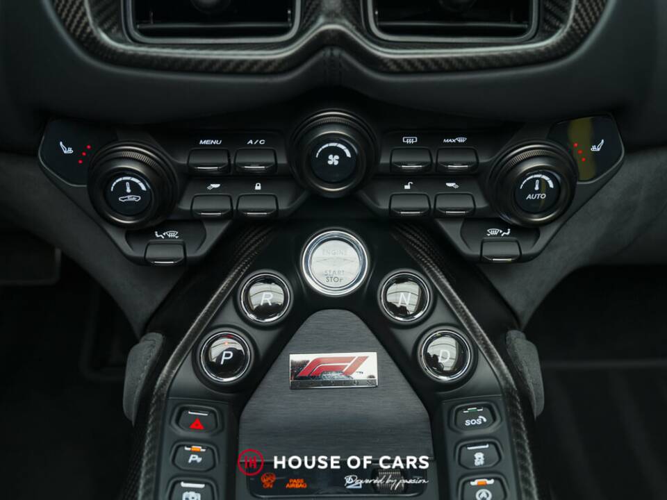 Bild 22/25 von Aston Martin Vantage V8 "F1 Edition" (2022)