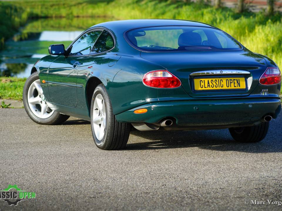 Afbeelding 37/44 van Jaguar XK8 4.0 (2001)