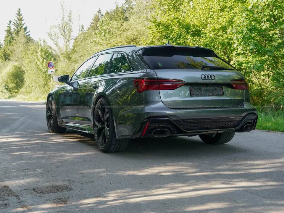 Image 3/12 of Audi RS6 Avant (2021)