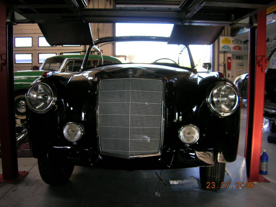 Afbeelding 63/118 van Mercedes-Benz 220 S Cabriolet (1957)