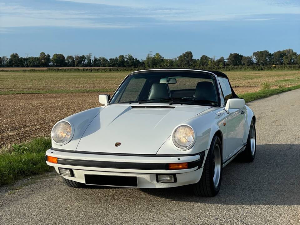 Bild 13/15 von Porsche 911 Carrera 3.2 (1985)