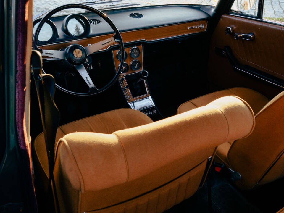 Image 46/78 de Alfa Romeo 1750 Berlina (1970)
