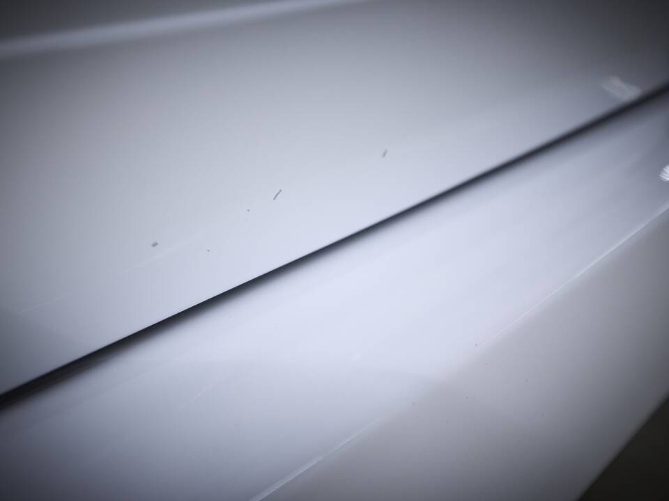 Image 23/93 of Lancia Delta HF Integrale Evoluzione I (1992)