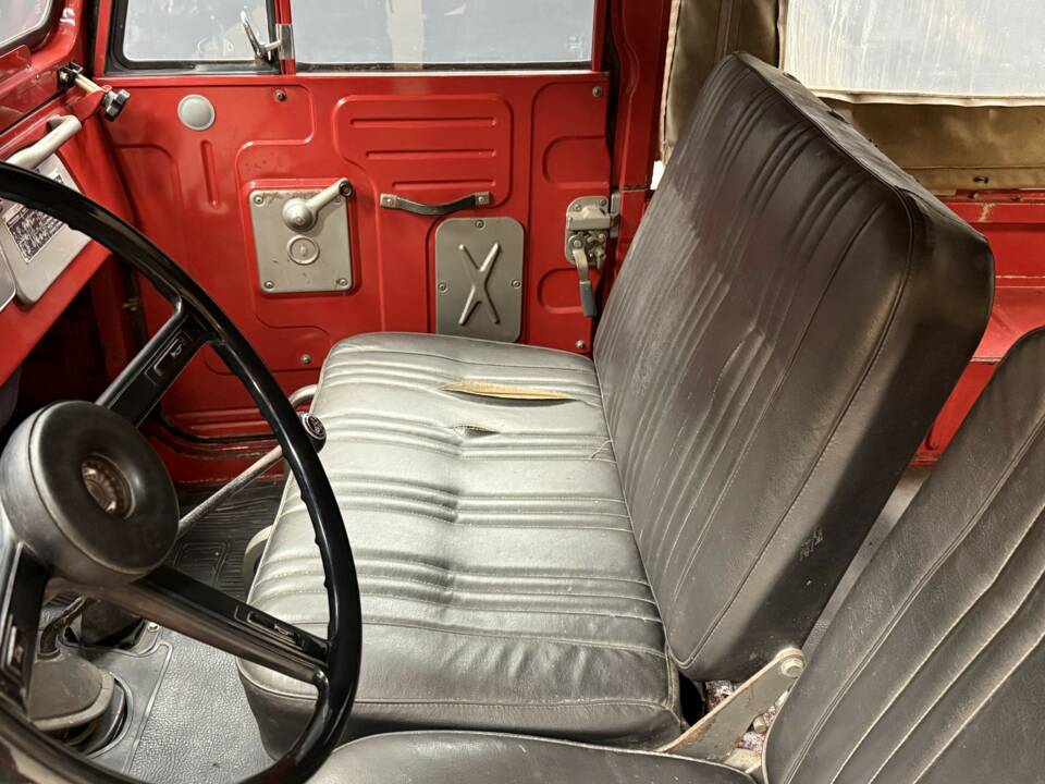 Immagine 31/50 di Toyota Land Cruiser FJ 40 (1975)