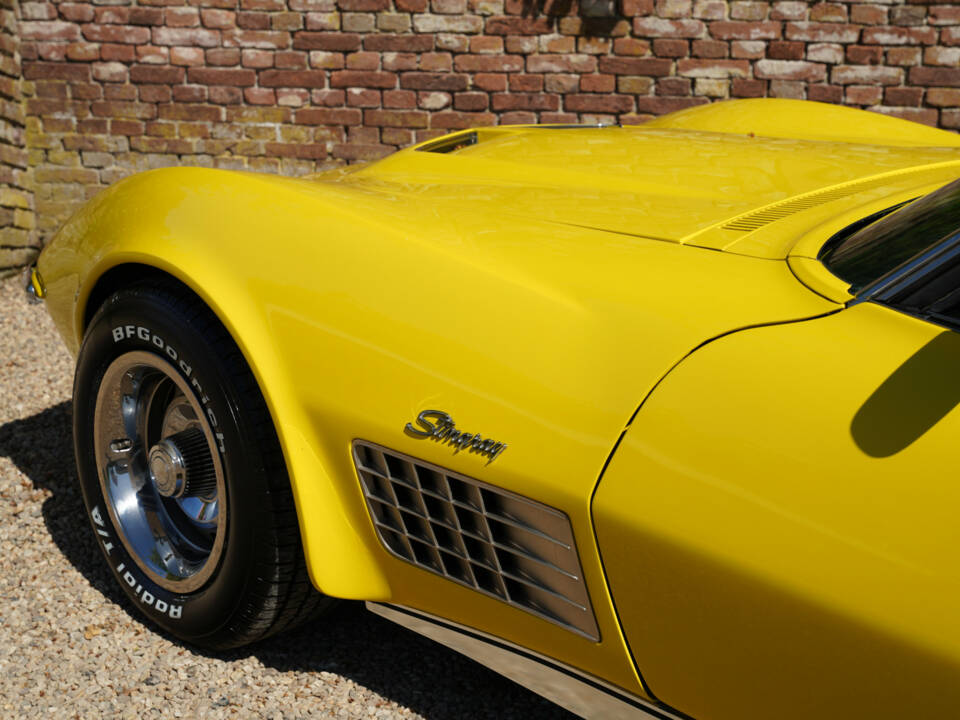 Image 9/50 of Chevrolet Corvette Stingray (1972)