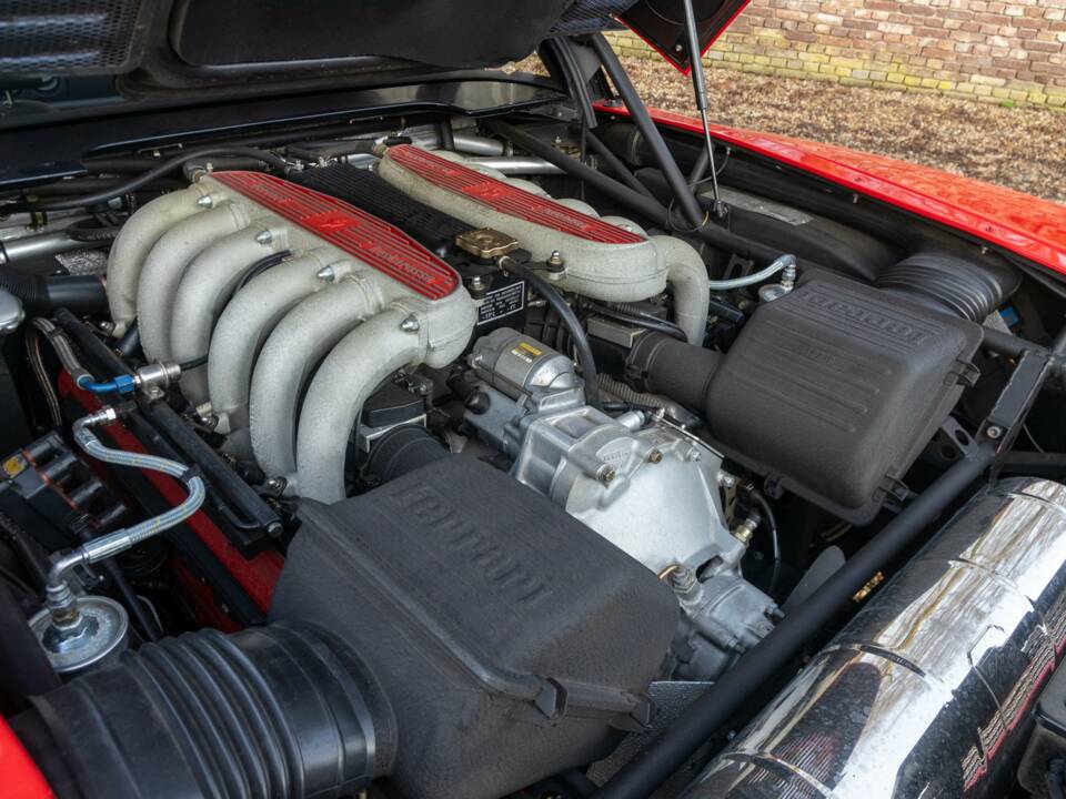 Bild 4/50 von Ferrari 512 TR (1994)