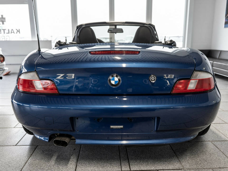 Immagine 4/15 di BMW Z3 1.9i (1999)