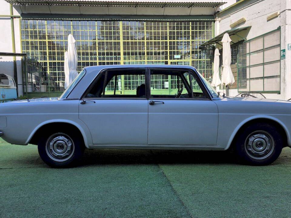 Bild 11/59 von Lancia 2000 Iniezione (1972)