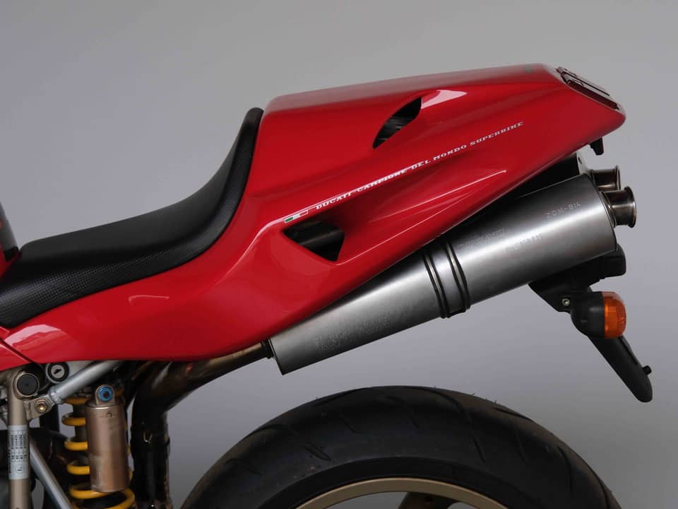 Bild 56/93 von Ducati 916 Strada (1994)