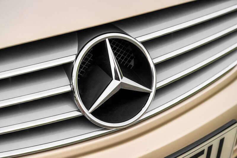 Bild 11/47 von Mercedes-Benz CLK 320 (2003)