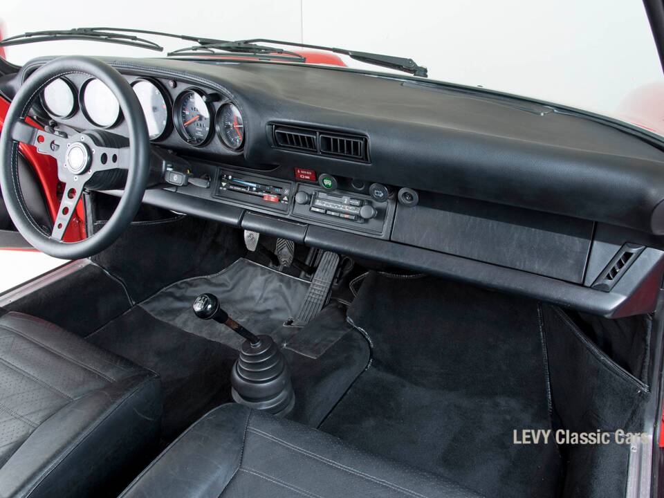 Afbeelding 9/86 van Porsche 911 2.7 S (1977)