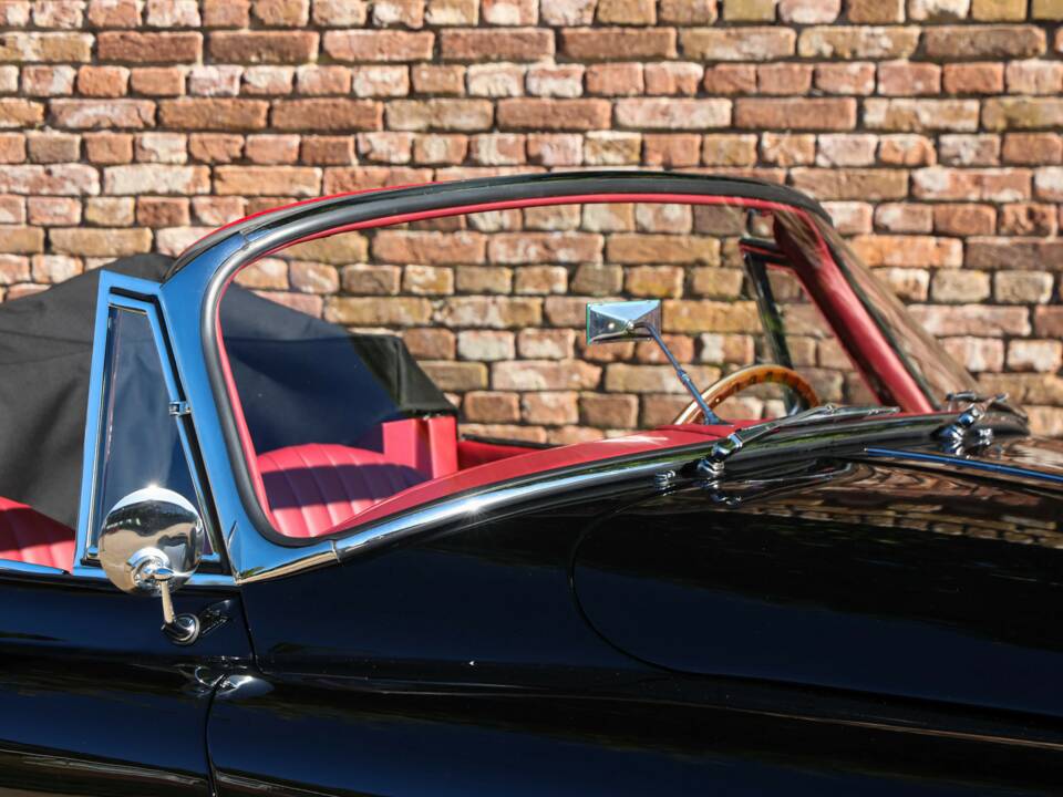 Image 31/50 of Jaguar XK 150 3.4 S DHC (1958)