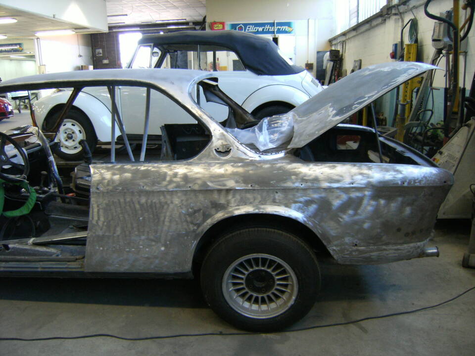Image 9/12 of BMW 2800 CS (1969)