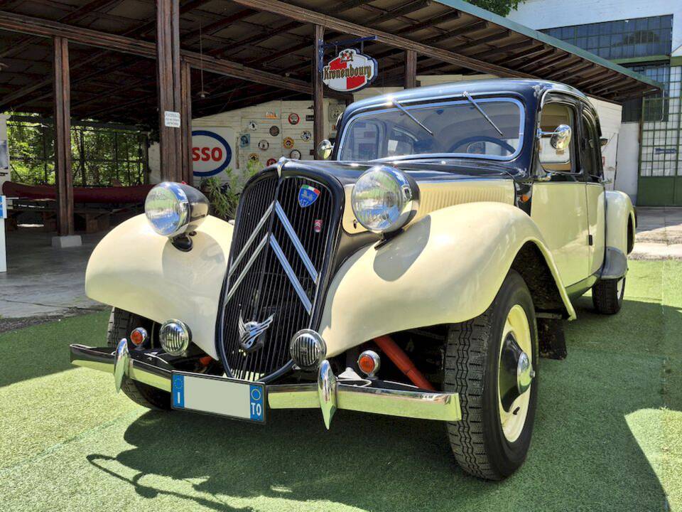 Imagen 6/65 de Citroën Traction Avant 11 BL (1955)