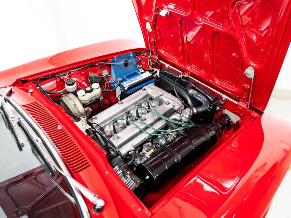 Bild 31/32 von Alfa Romeo Giulia 1600 GT Junior (1972)