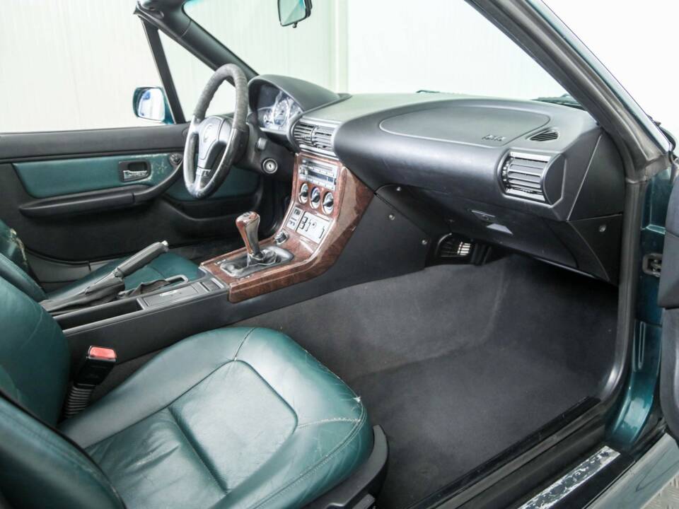 Image 8/48 of BMW Z3 2.8 (1998)