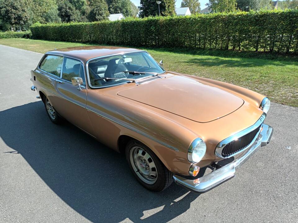 Image 13/73 of Volvo 1800 ES (1972)