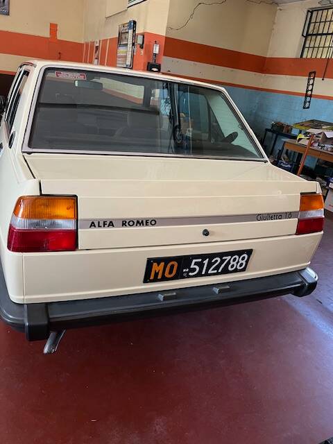 Immagine 1/14 di Alfa Romeo Giulietta 1.6 (1980)