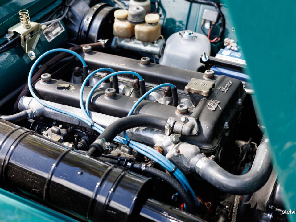 Bild 37/39 von Alfa Romeo 1750 GT Veloce (1971)