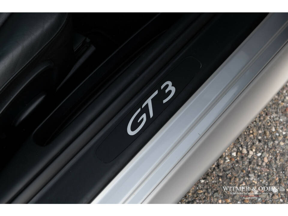 Image 26/33 of Porsche 911 GT3 (2000)
