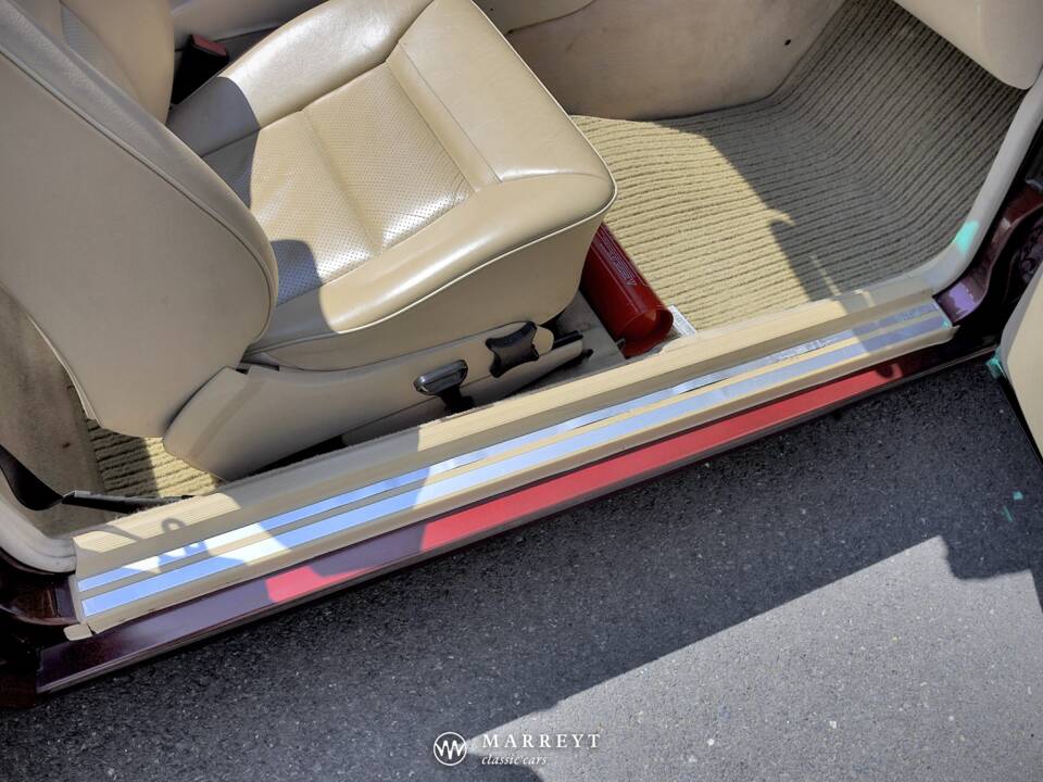 Bild 60/79 von Mercedes-Benz E 220 (1996)