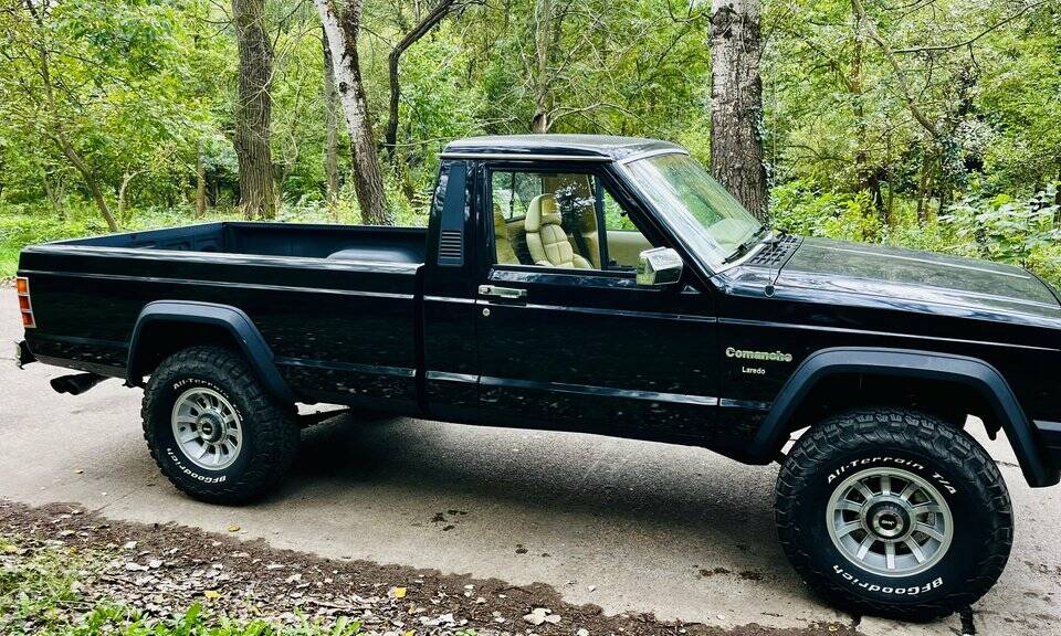 Bild 8/8 von Jeep Comanche 4.0 (1988)