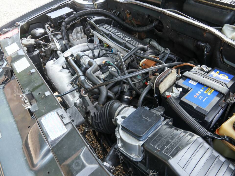 Bild 19/50 von Peugeot 405 Mi16 (1990)